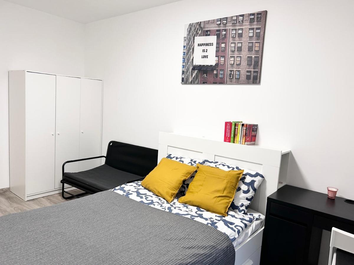 New 2022 Family&Friends Downtown Ac 3Br 2Ba Free Parking Big Balcony Near Metro&Train Station Self Check-In Apt Будапешт Экстерьер фото