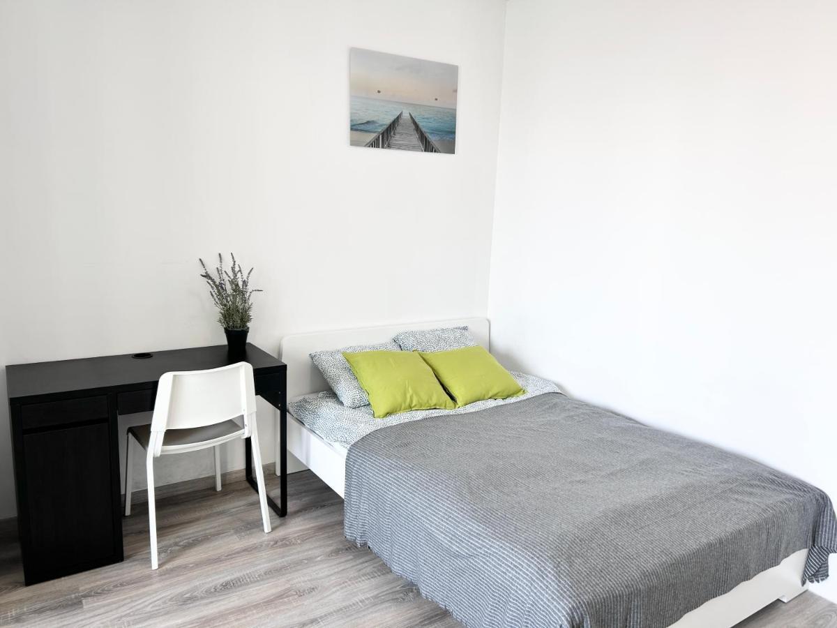 New 2022 Family&Friends Downtown Ac 3Br 2Ba Free Parking Big Balcony Near Metro&Train Station Self Check-In Apt Будапешт Экстерьер фото