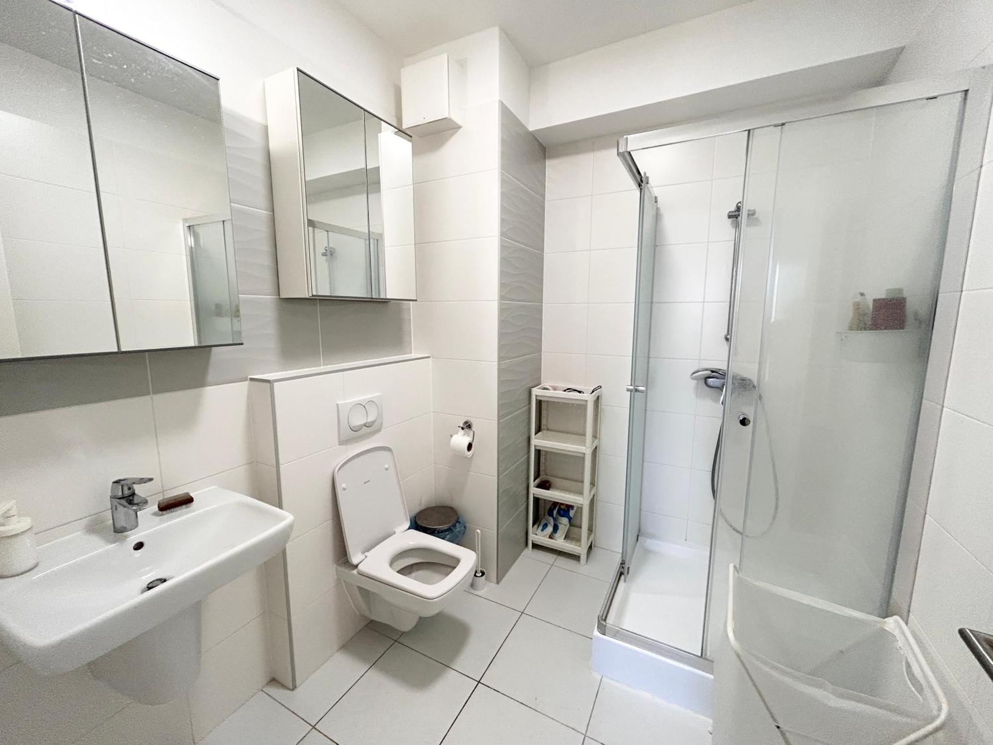 New 2022 Family&Friends Downtown Ac 3Br 2Ba Free Parking Big Balcony Near Metro&Train Station Self Check-In Apt Будапешт Экстерьер фото